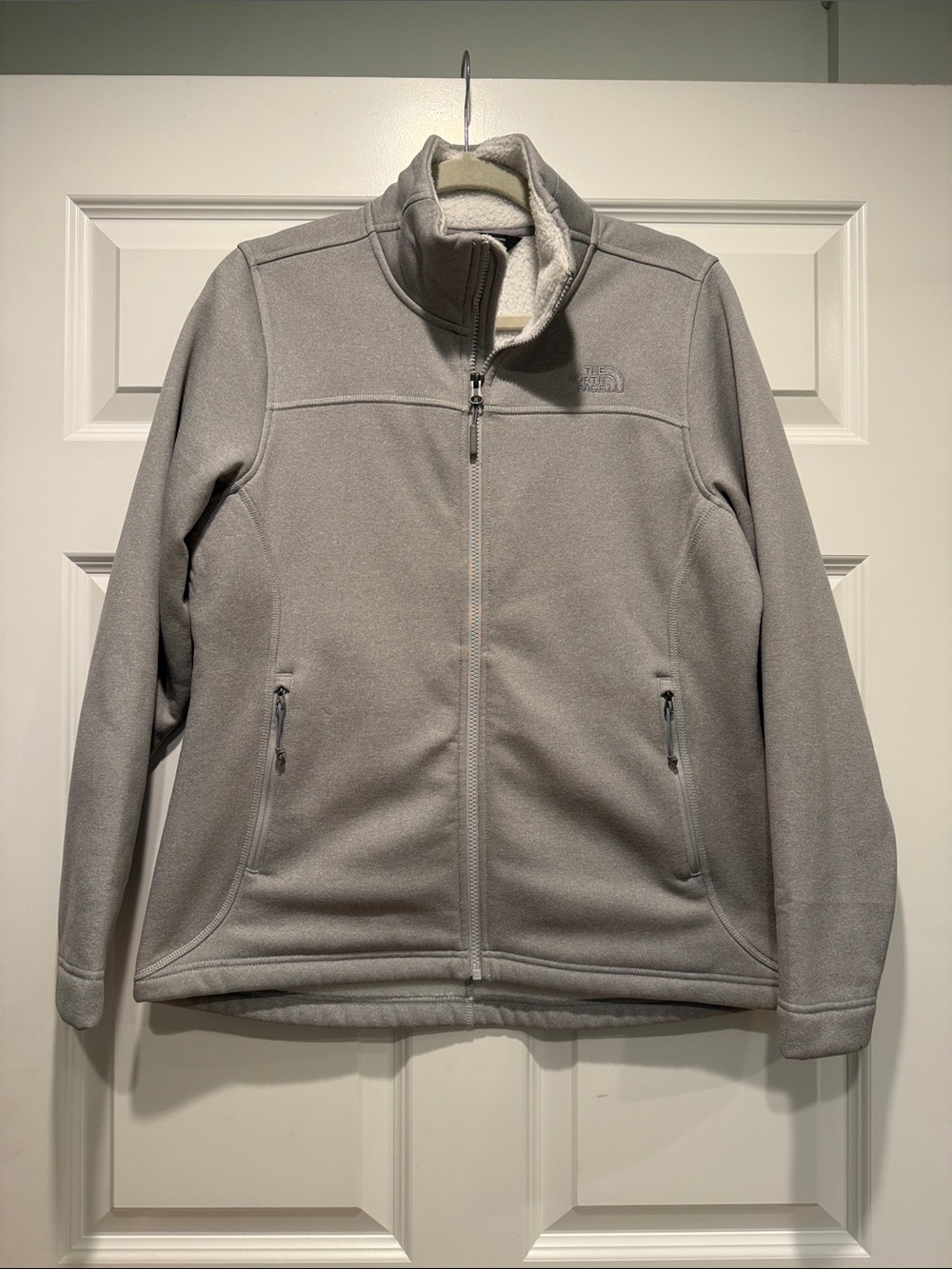 The North Face Light Gray Full-Zip Sherpa-Lined Fleece Jacket